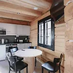 Iisland Usva, Seaside House With Sauna And Jacuzzi *
