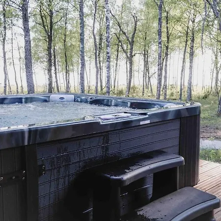 Сasa de vacaciones Iisland Usva, Seaside House With Sauna And Jacuzzi Ii