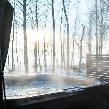 Сasa de vacaciones Iisland Usva, Seaside House With Sauna And Jacuzzi