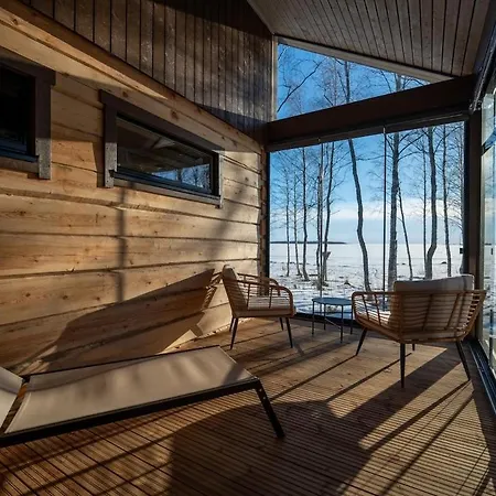 Сasa de vacaciones Iisland Usva, Seaside House With Sauna And Jacuzzi *