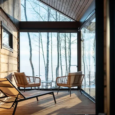 Iisland Usva, Seaside House With Sauna And Jacuzzi *