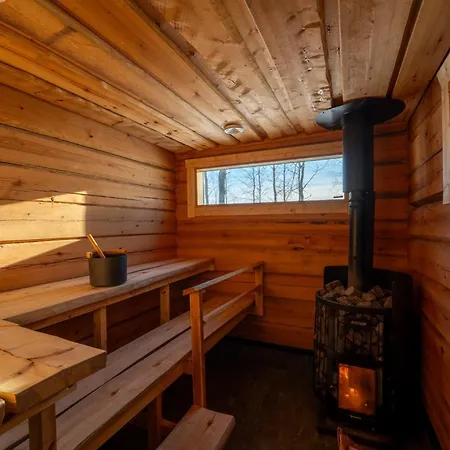 Iisland Usva, Seaside House With Sauna And Jacuzzi * Ii