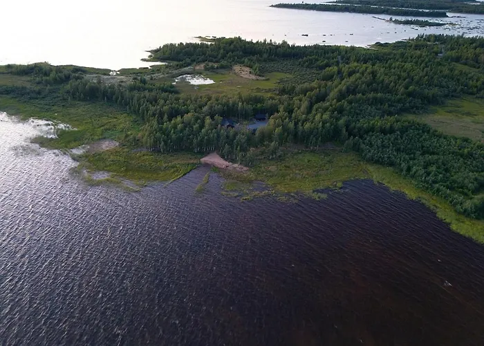 Iisland Usva, Seaside House With Sauna And Jacuzzi 度假居 *