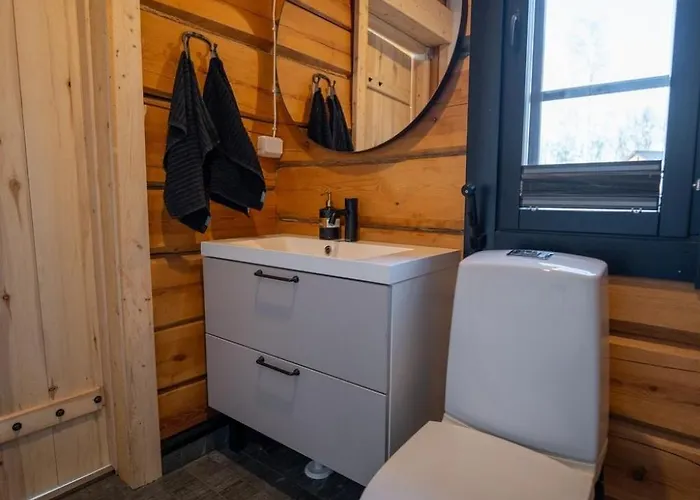 Iisland Usva, Seaside House With Sauna And Jacuzzi