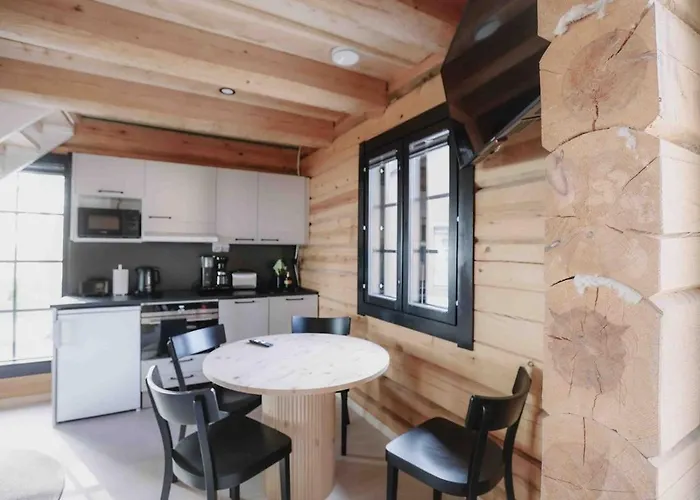 Iisland Usva, Seaside House With Sauna And Jacuzzi *