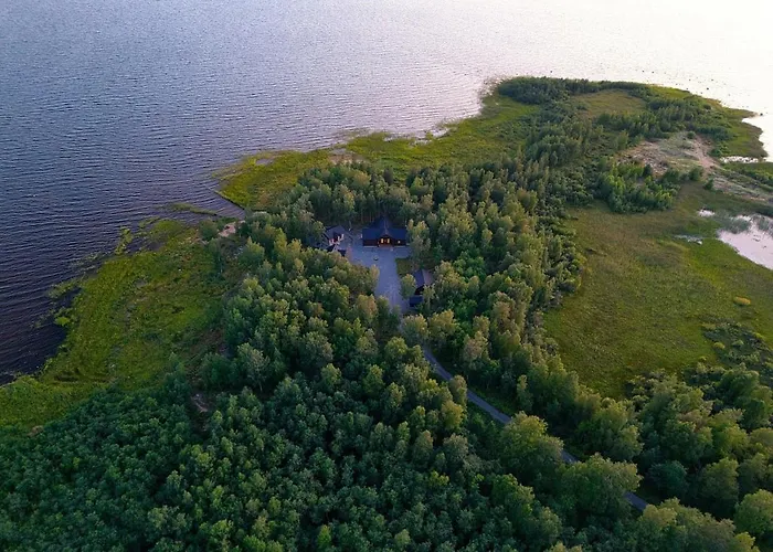 Iisland Usva, Seaside House With Sauna And Jacuzzi Ii