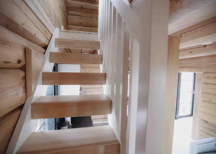 Iisland Usva, Seaside House With Sauna And Jacuzzi Hébergement de vacances *